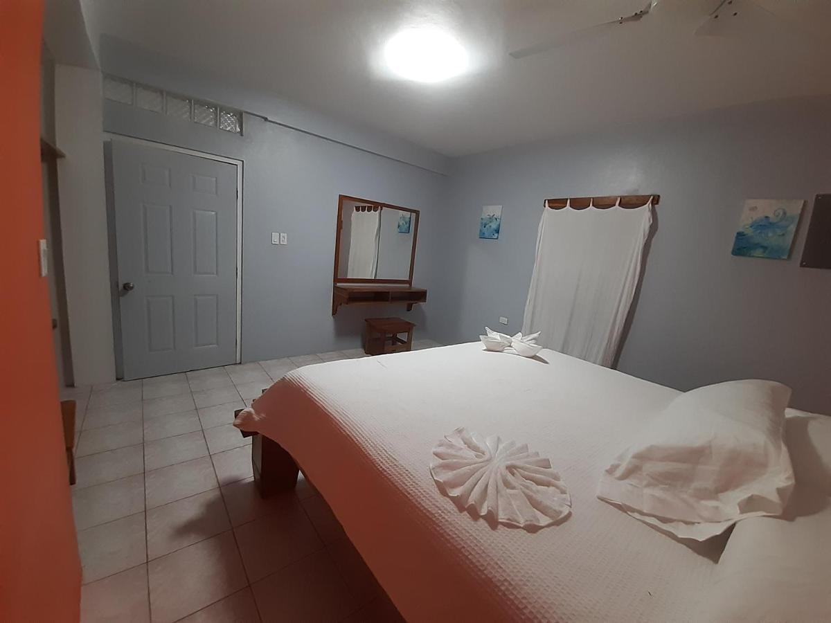 Rachel Land Apartment Caye Caulker Ngoại thất bức ảnh