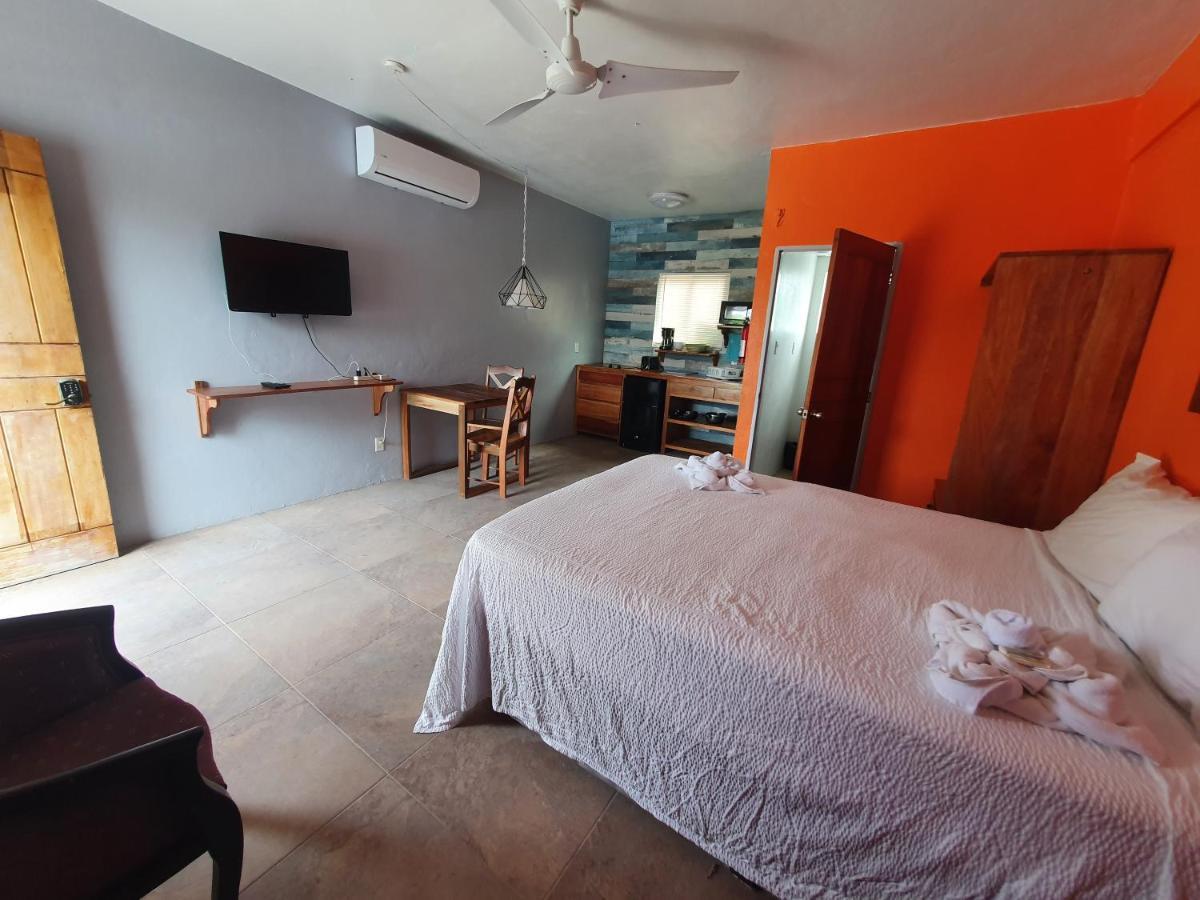 Rachel Land Apartment Caye Caulker Ngoại thất bức ảnh