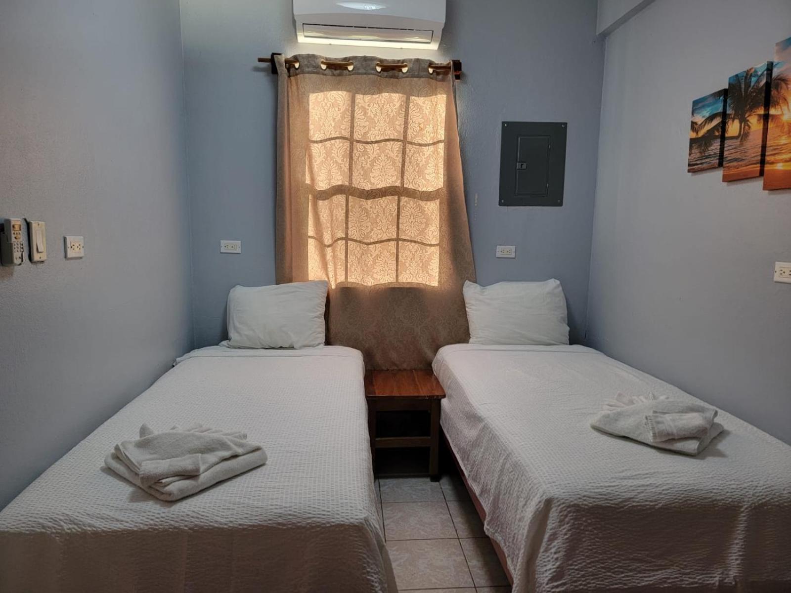 Rachel Land Apartment Caye Caulker Ngoại thất bức ảnh
